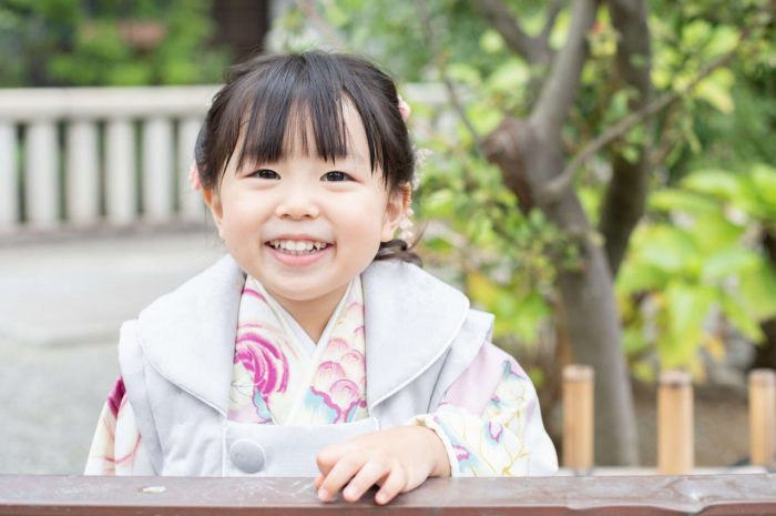 伊勢山皇大神宮で七五三出張撮影,3歳七五三,いい笑顔