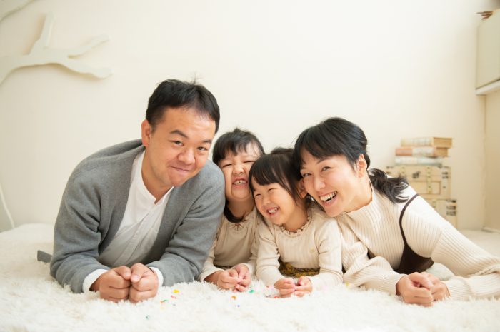 家族写真,渋谷スタジオ撮影,仲良し撮影