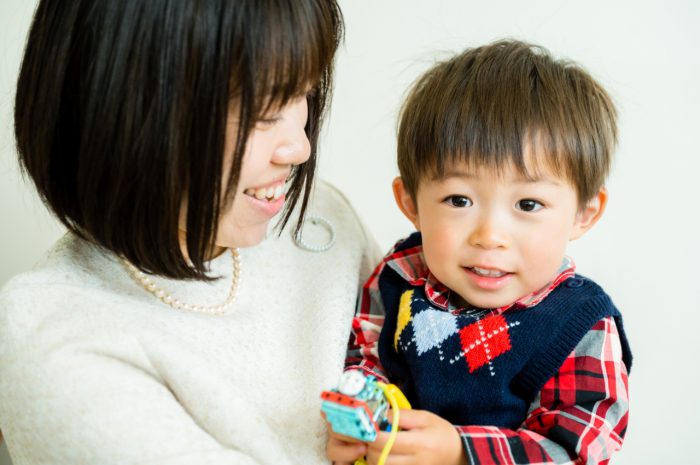 2歳誕生日記念撮影,ママとツーショット