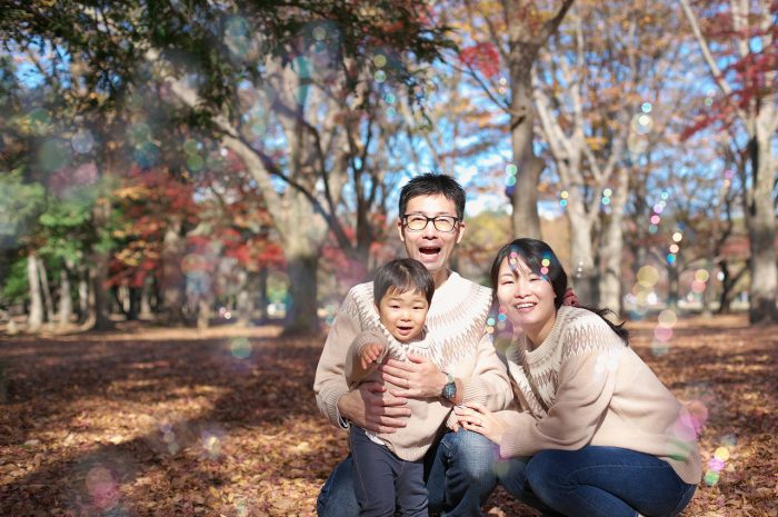 代々木公園プチロケ撮影,2歳男の子,代々木公園,秋,落ち葉,ロケーション撮影,ロケ撮影