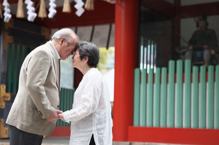 金婚式,出張撮影,赤坂日枝神社,家族写真,孫,結婚50年