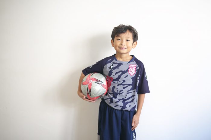 サッカー少年,8歳男の子